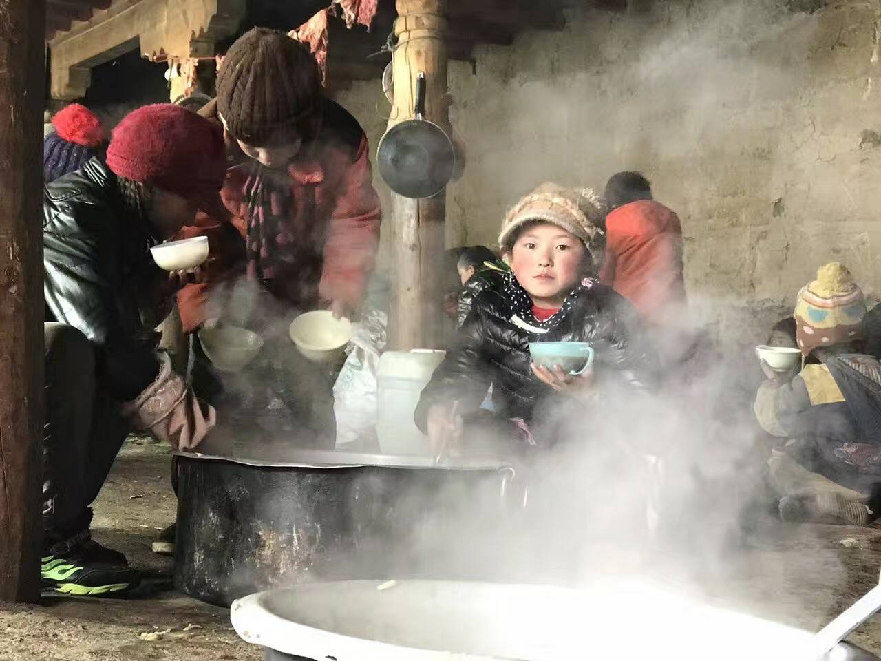 南宁舒明定制旅行服务有限公司公益回顾丨家国同欢月同圆 温暖满载甘孜州(图10)